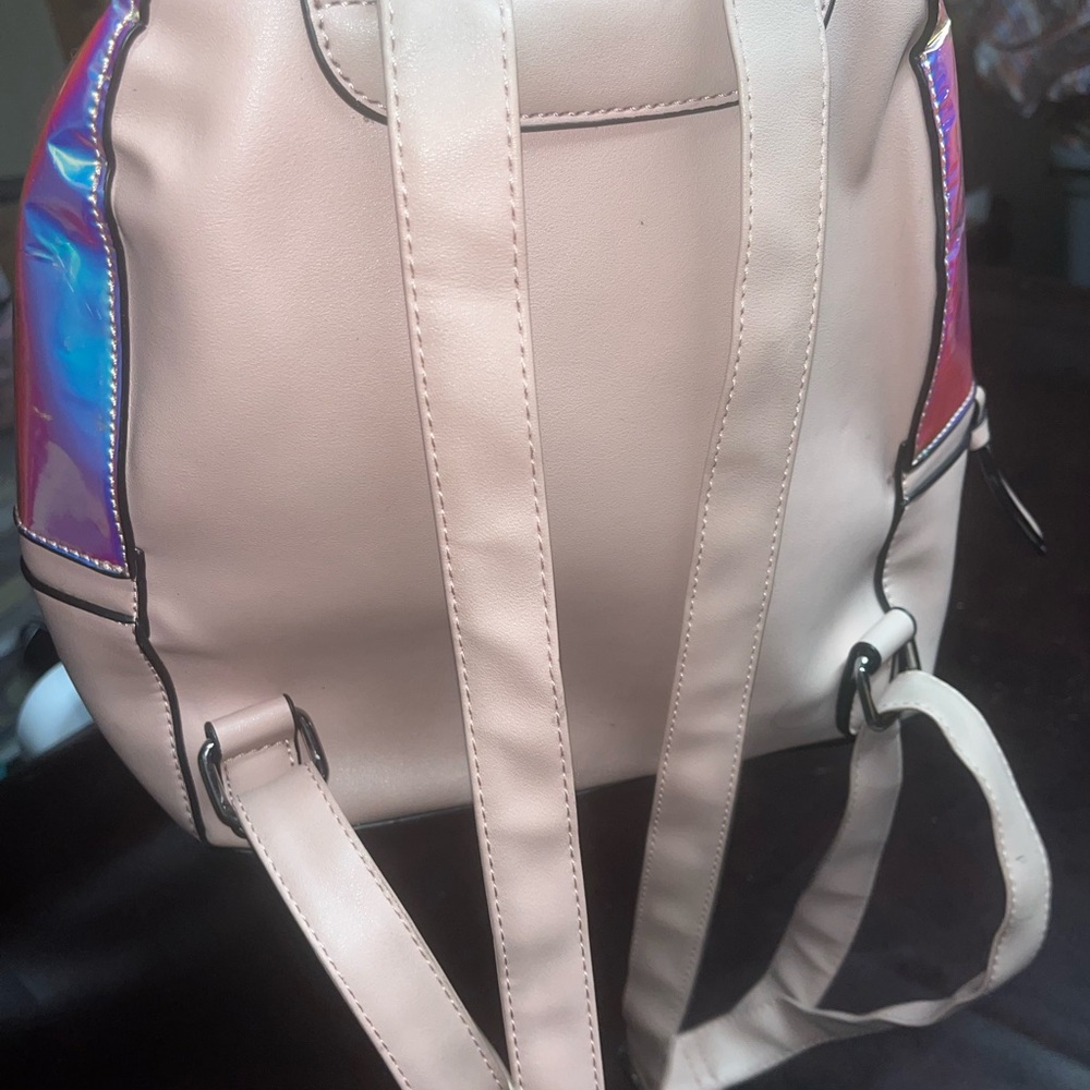 Purses - Picture 9 of 9